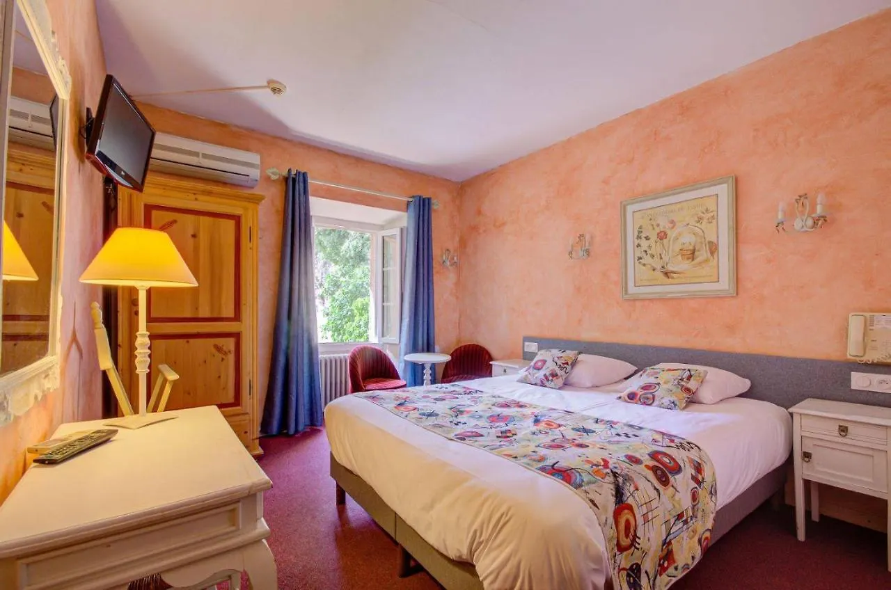 Hotel Saint Jean Orange 2*, Orange (Vaucluse)