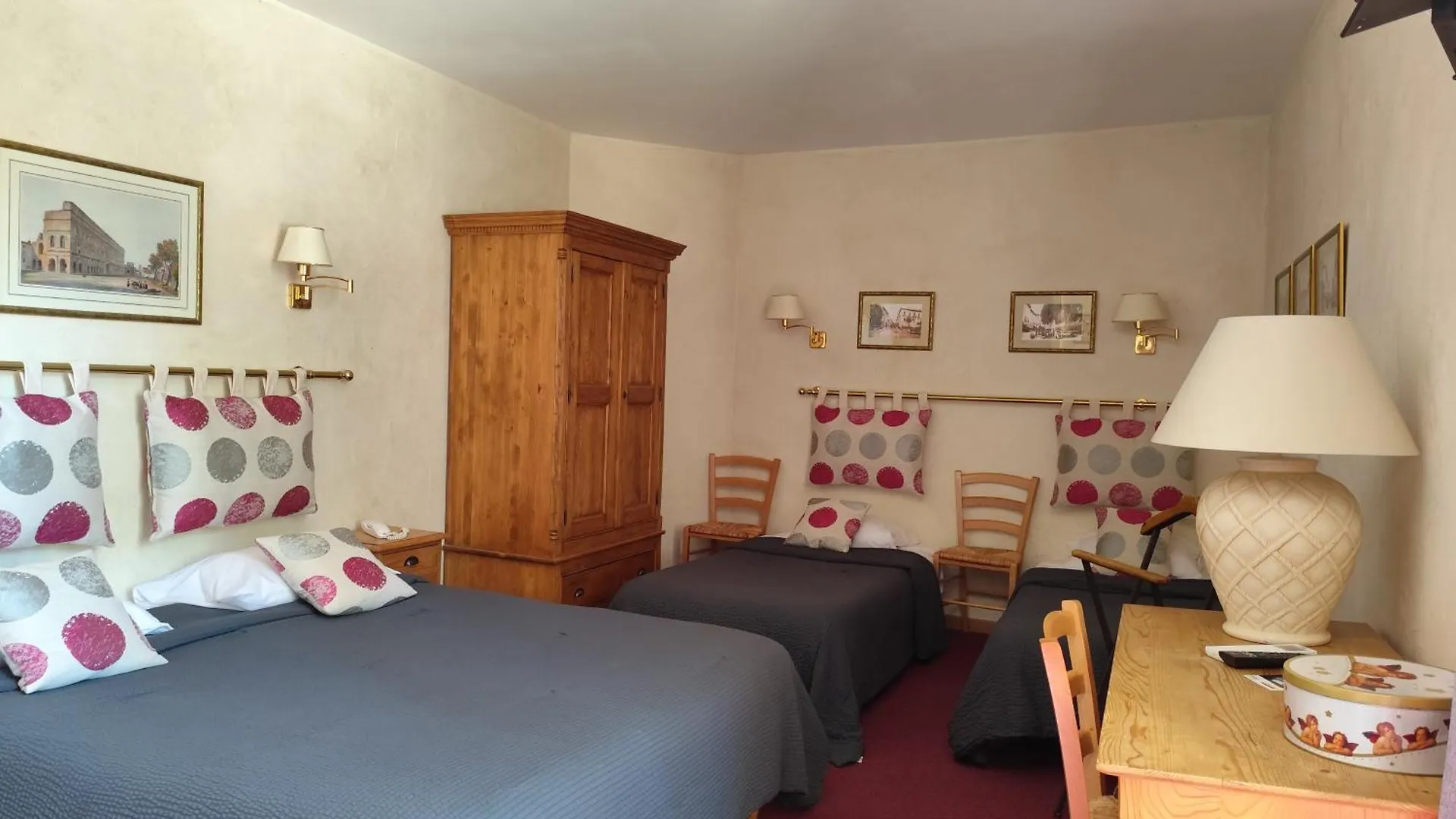 Hotel Saint Jean Orange  Orange (Vaucluse)