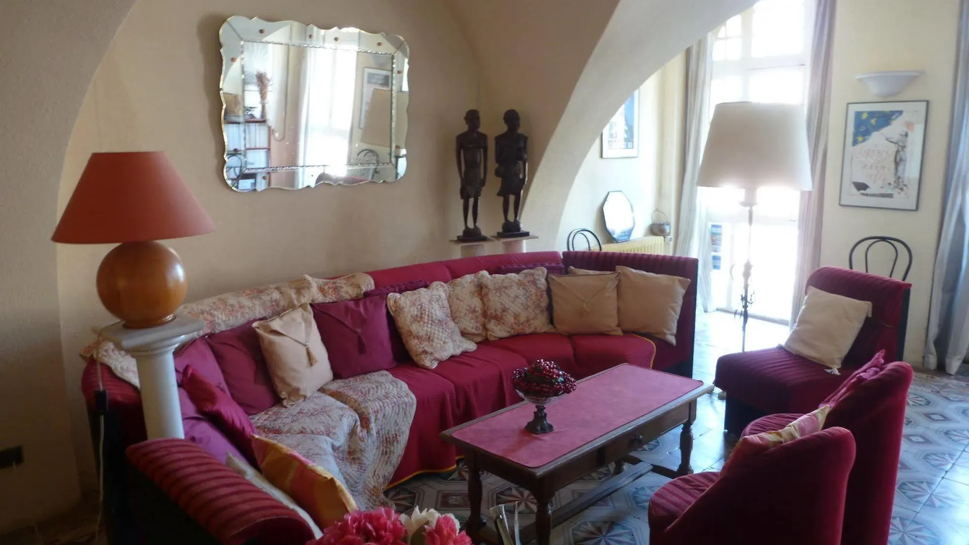 Hotel Saint Jean Orange  2*, Orange (Vaucluse) Frankrijk