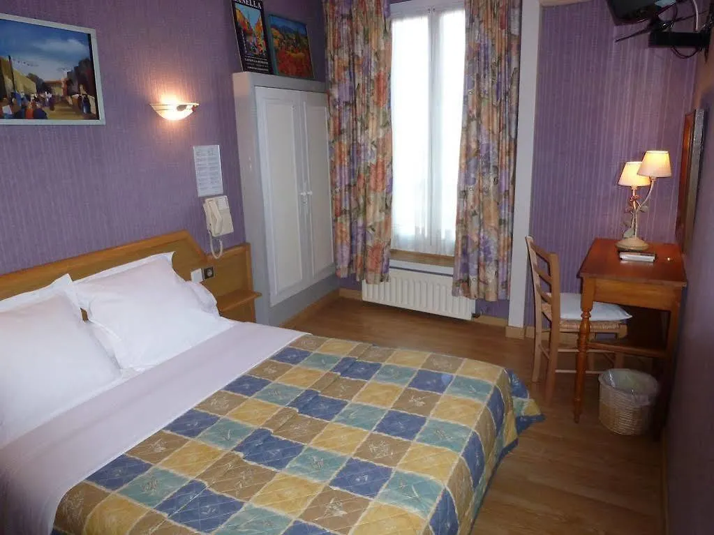 Hotel Saint Jean Orange 2*, Orange (Vaucluse)