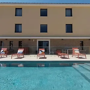 Ibis Styles Aix-en-provence Tgv Hotel